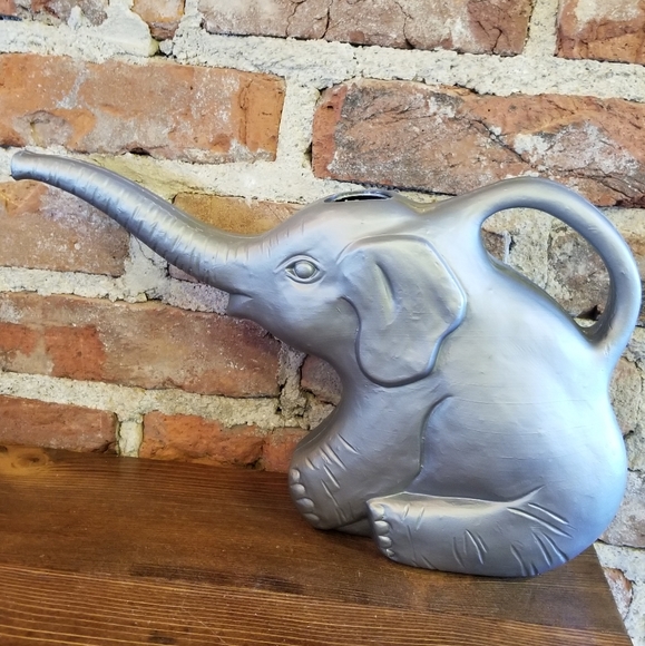 1996 Blow Mold Plastic Elephant Watering Can